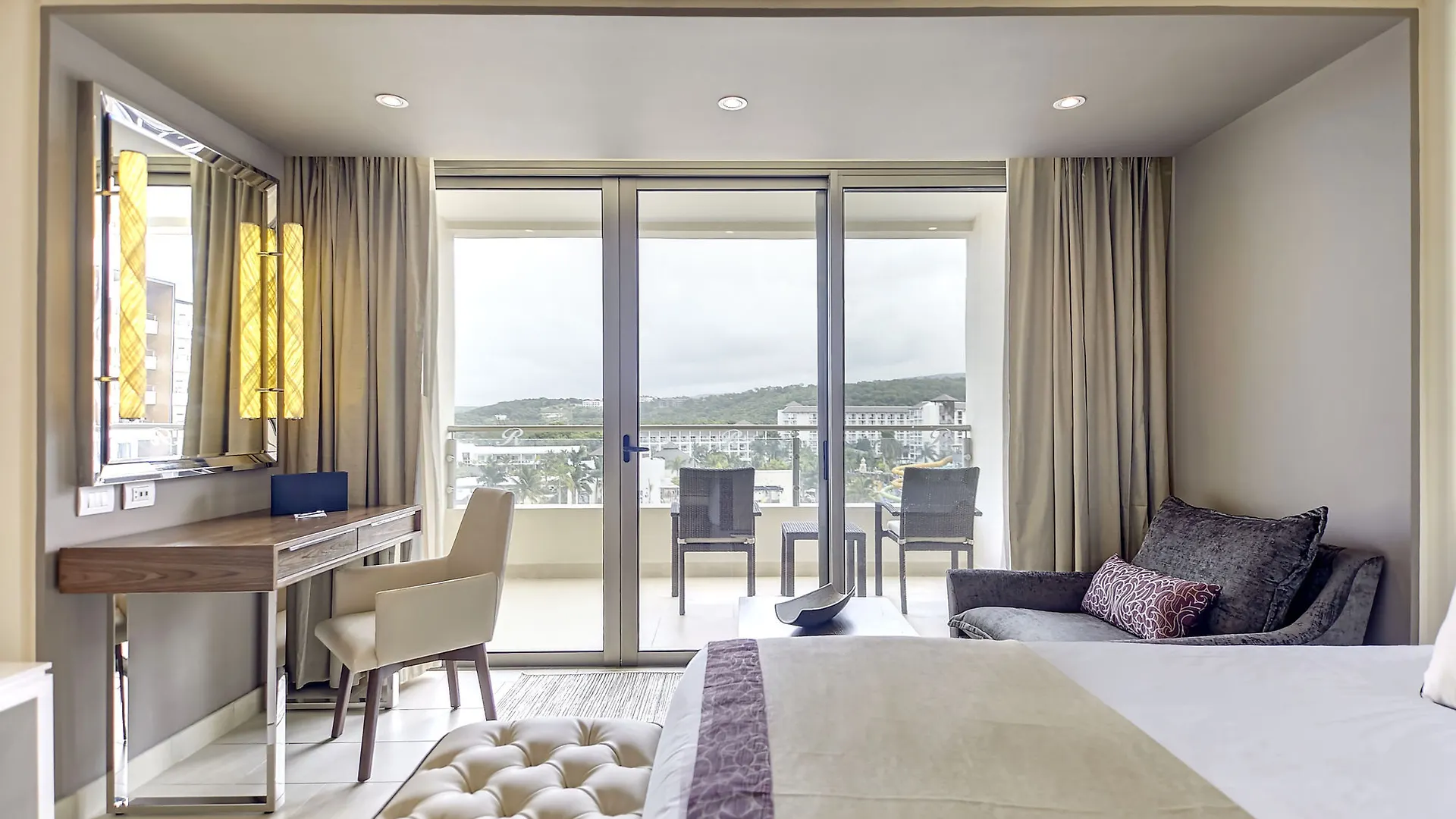 Royalton Blue Waters Montego Bay Hotel Falmouth
